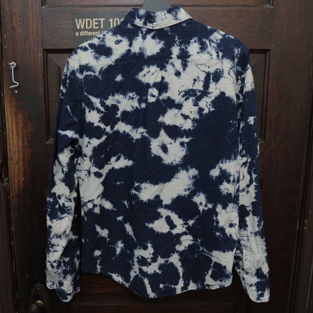 Levi's Bleach Pattern Button Up - image 4